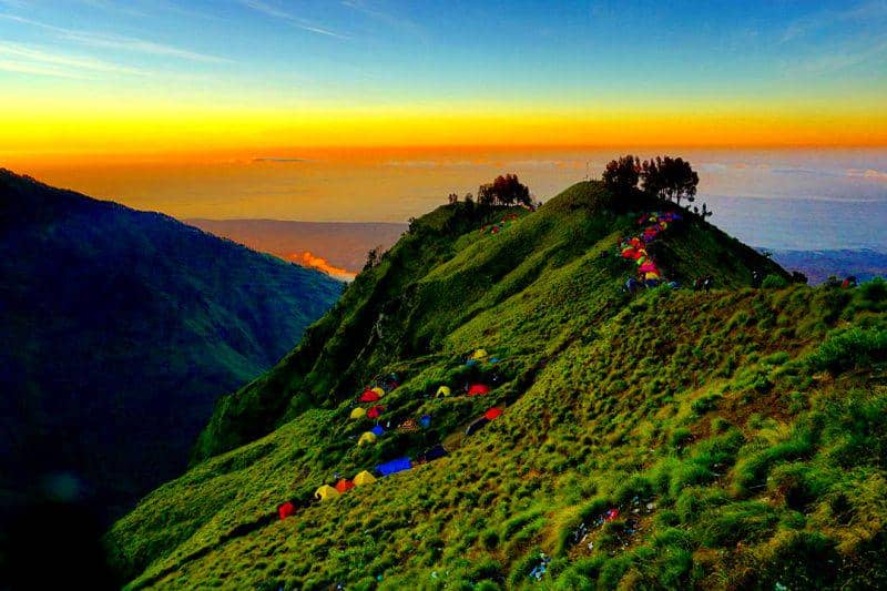 Gunung Rinjani (instagram.com/freyituferry)