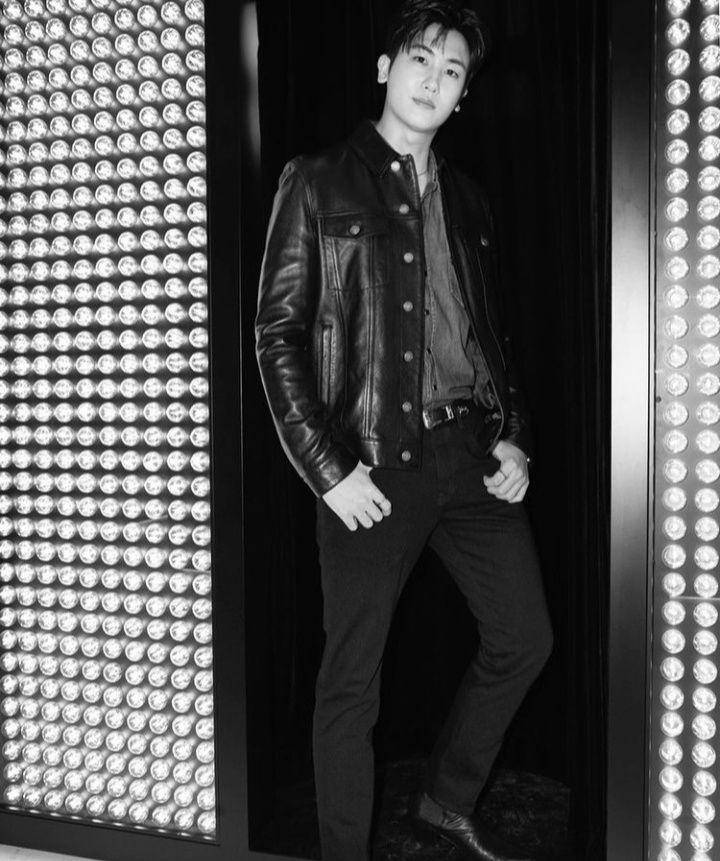 potret Park Hyung Sik (instagram.com/phs1116)