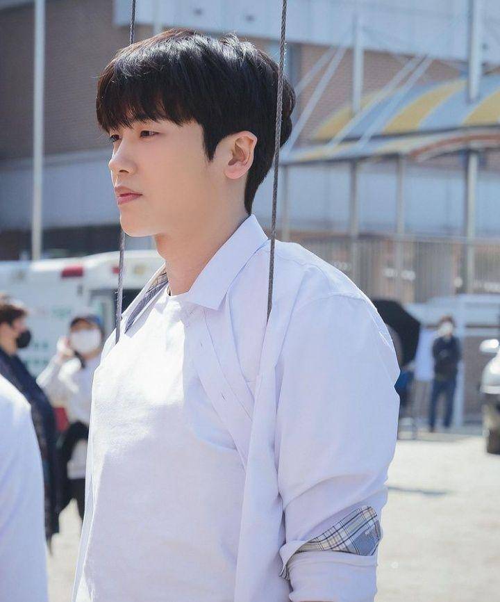 potret Park Hyung Sik (instagram.com/phs1116)