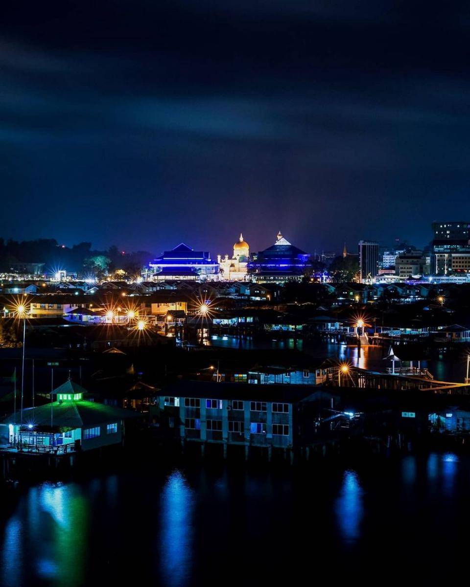 potret Kampong Ayer (instagram.com/macromalekule)