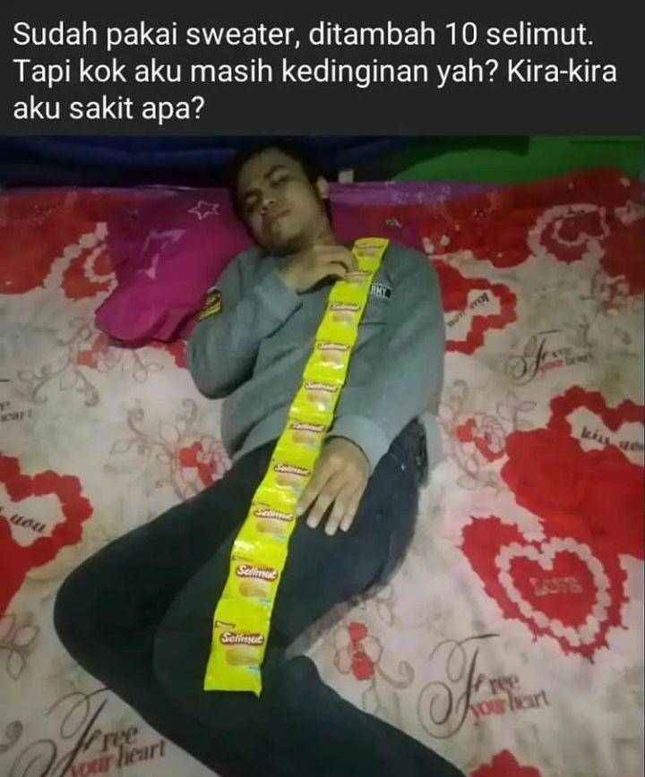orang pakai selimut tak biasa (instagram.com/ngakakkocak)