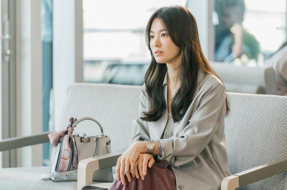 10 Potret Song Hye Kyo di Now We Are Breaking Up, Jadi Desainer Top