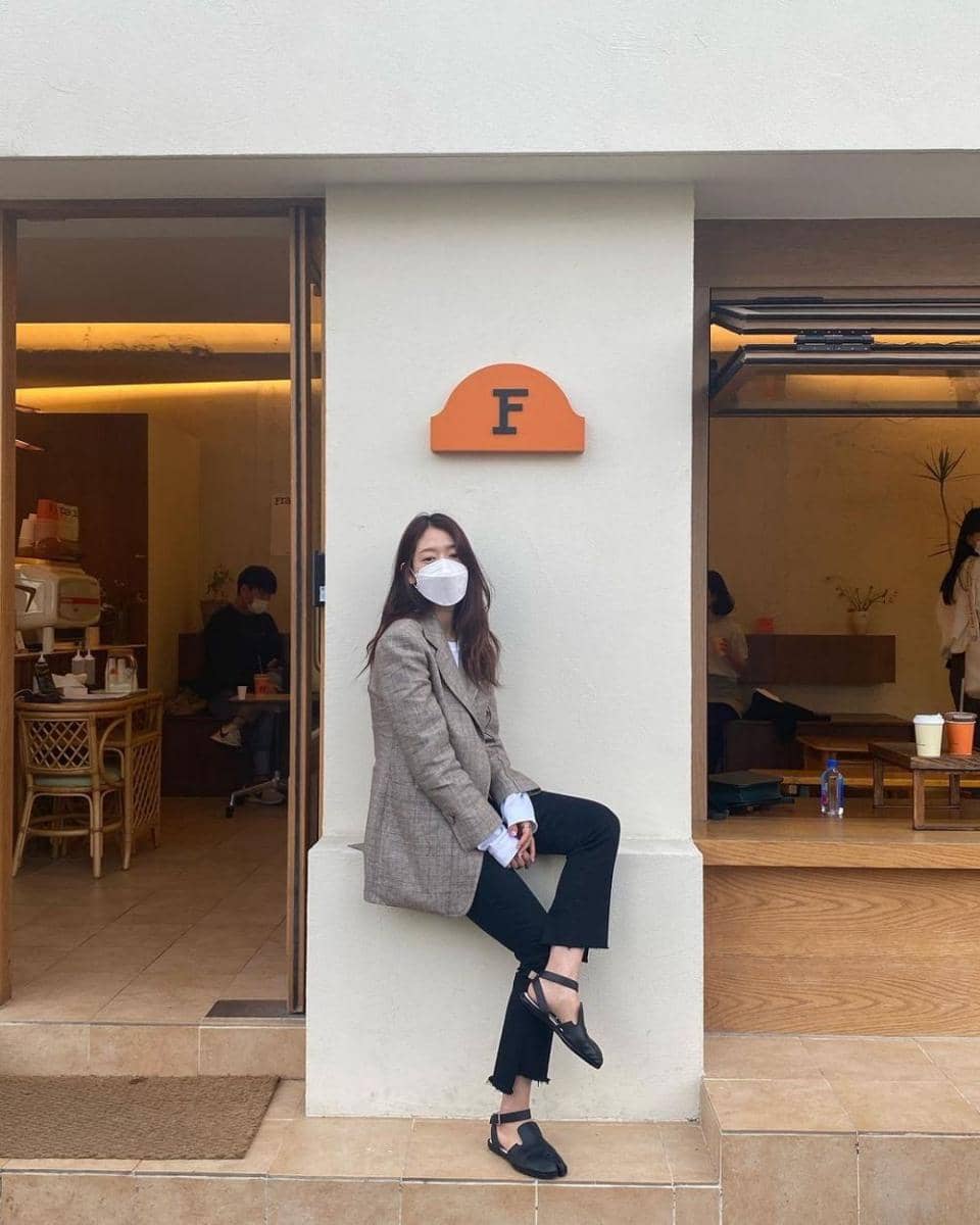 Style Park Shin Hye. (instagram.com/ssinz7)