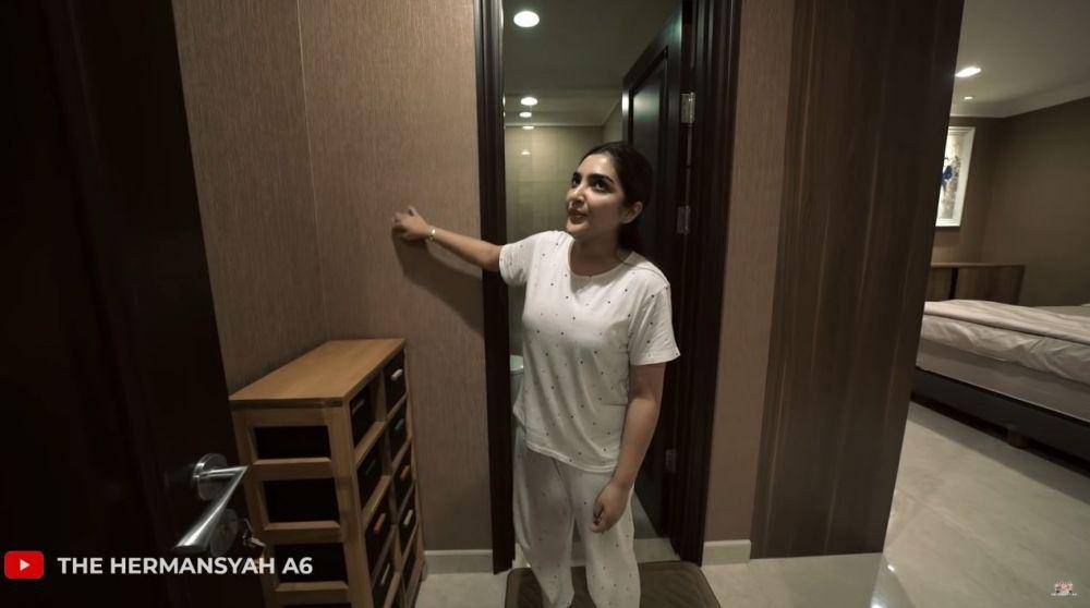 kamar Aurel di apartemen Ashanty (YouTube.com/The Hermansyah A6)