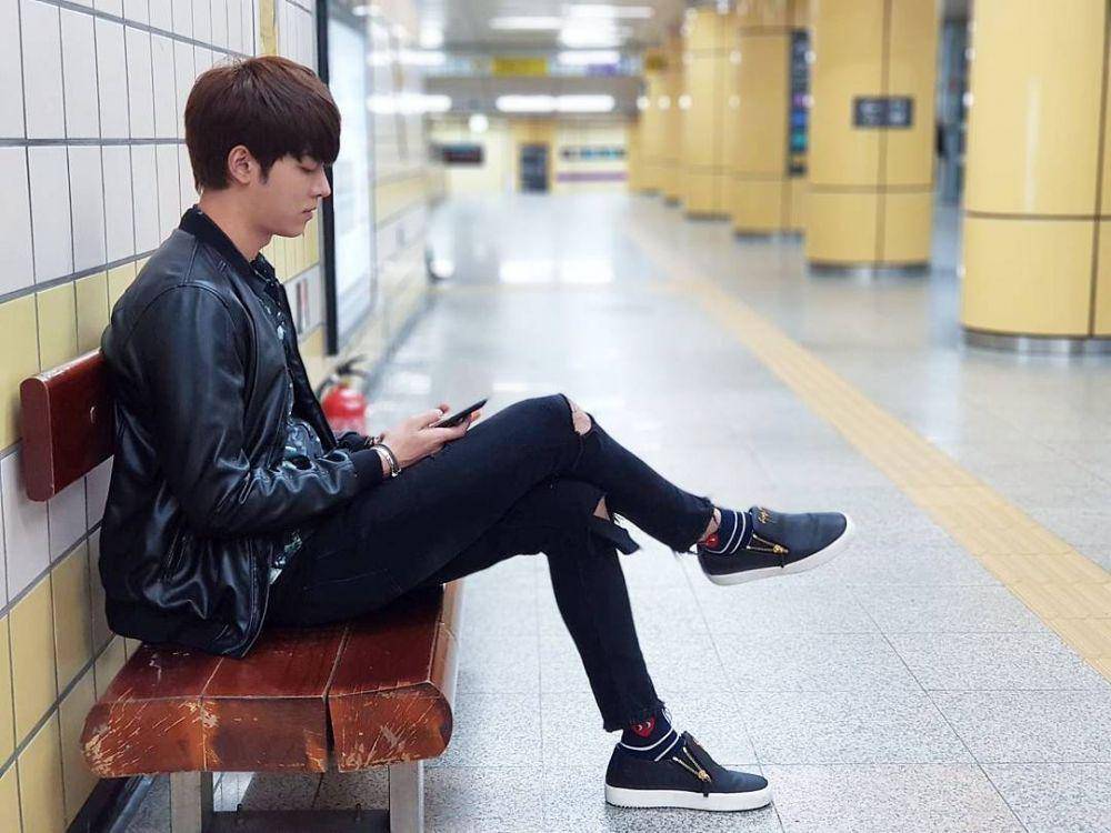God Itthipat (instagram.com/gxxod)