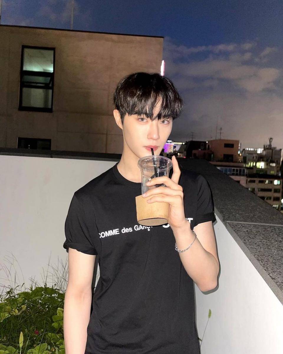 Hyunsuk CIX (instagram.com/cix.official)