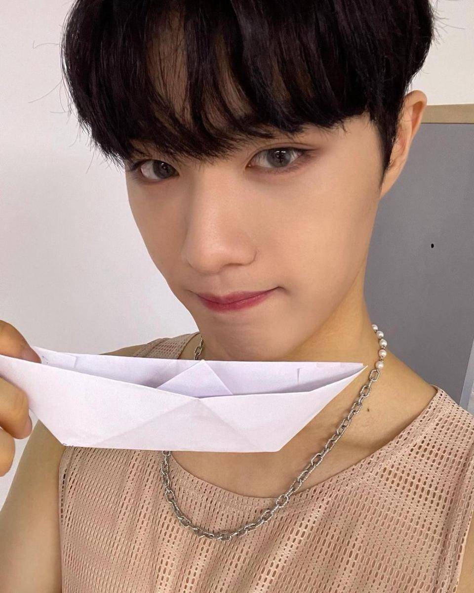 Hyunsuk CIX (instagram.com/cix.official)