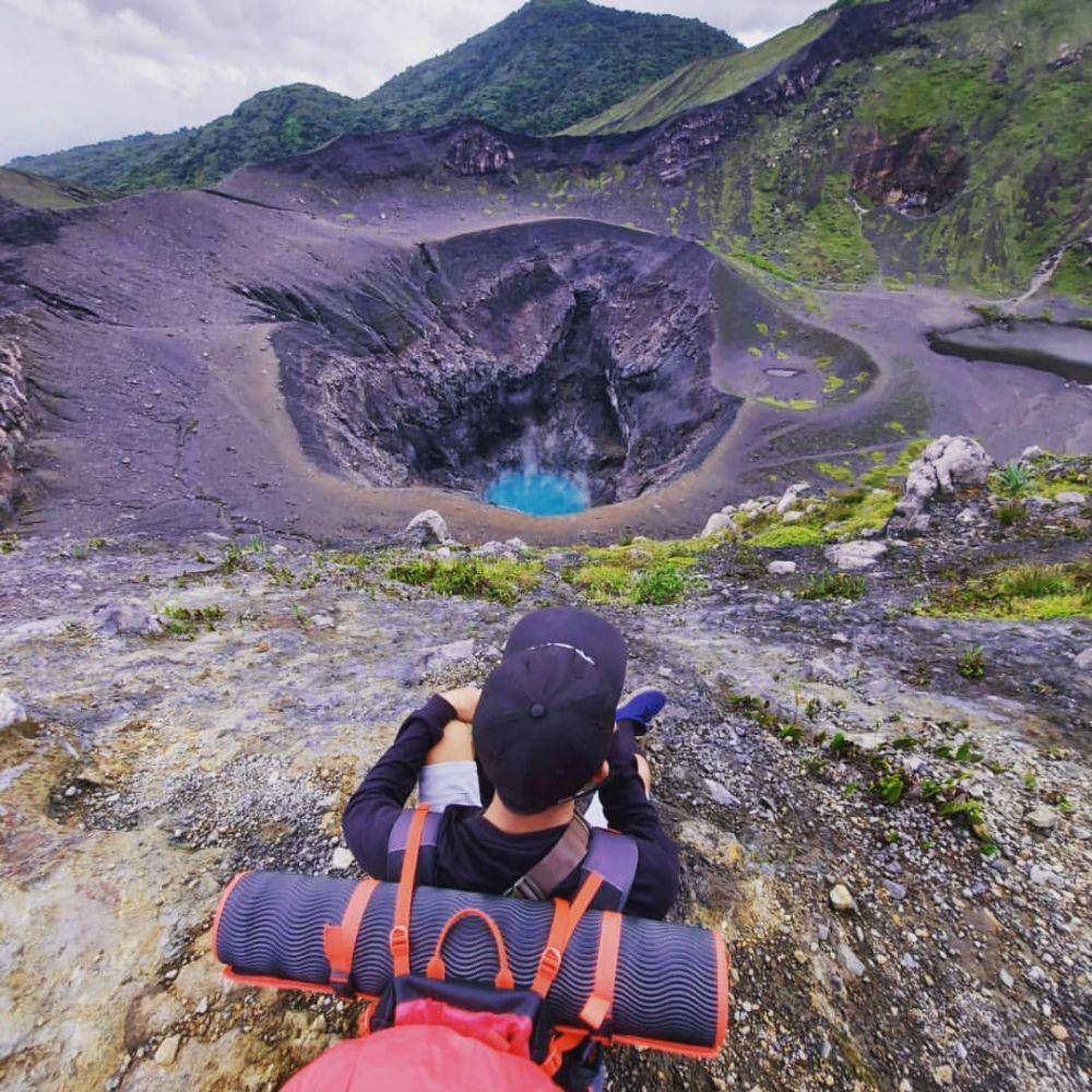 Kawah Bukit Kaba (https://www.instagram.com/yogi_issigie/)