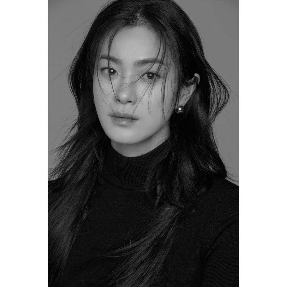 Ok Ja Yeon (instagram.com/okjayeon)