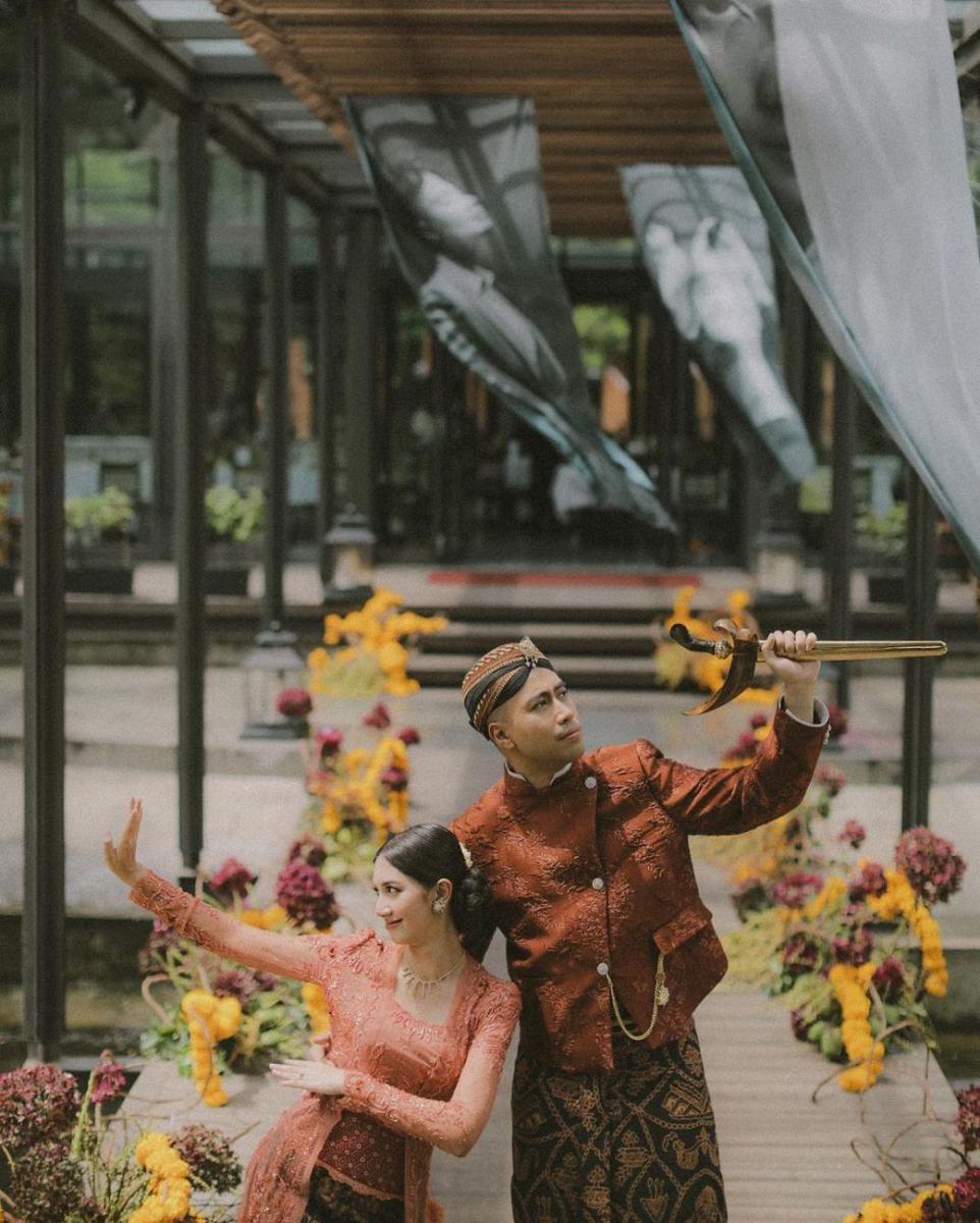 momen pertunangan Vidi Aldiano dan Sheila Dara Aisha (instagram.com/sheiladaisha)