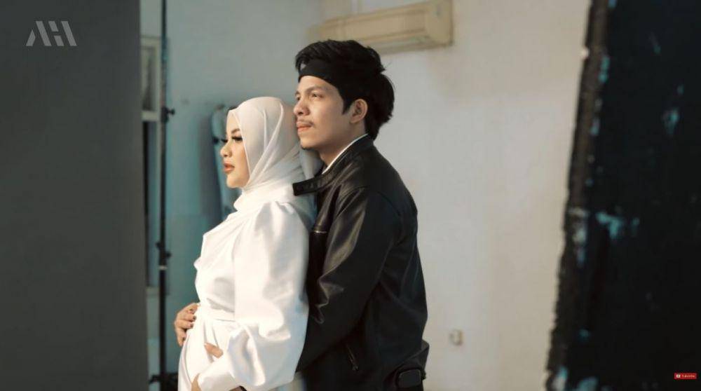 maternity Aurel dan Lesty (YouTube.com/AH)