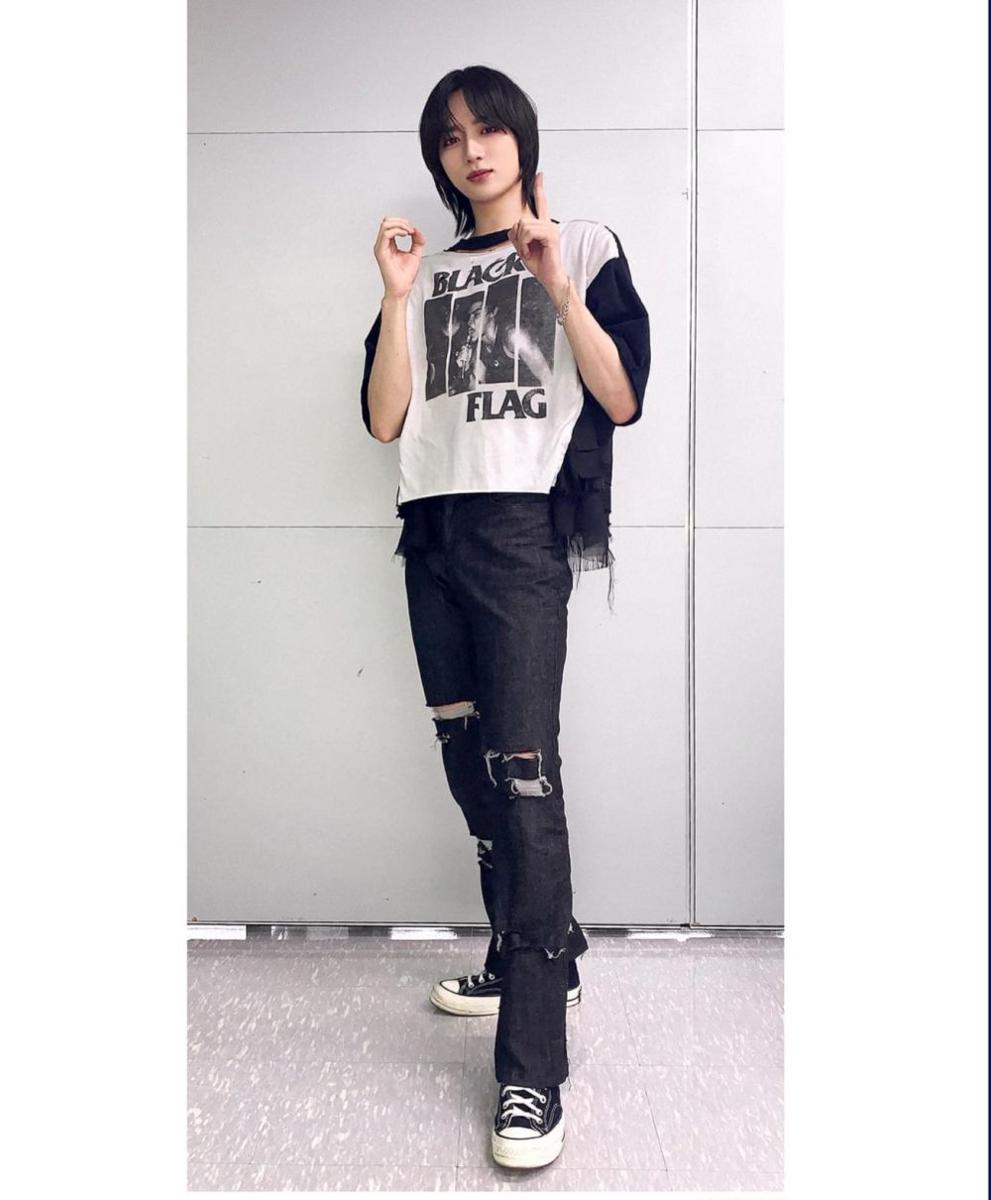 Outfit Beomgyu TXT (twitter.com/txt_sarangdan2)