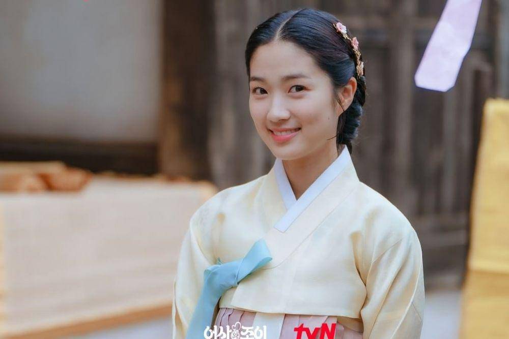 Kim Hye Yoon di drama Secret Royal Inspector Joy (instagram.com/tvn_drama)