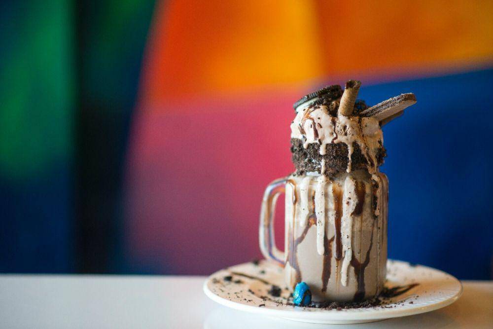 ilustrasi s'mores freakshake (unsplash.com/Fatima Akram)