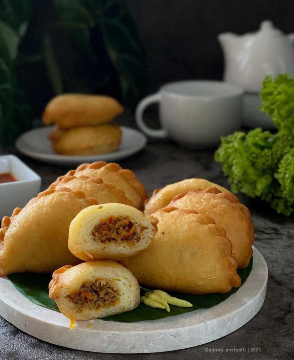 roti panada (instagram.com/agung_novianti)
