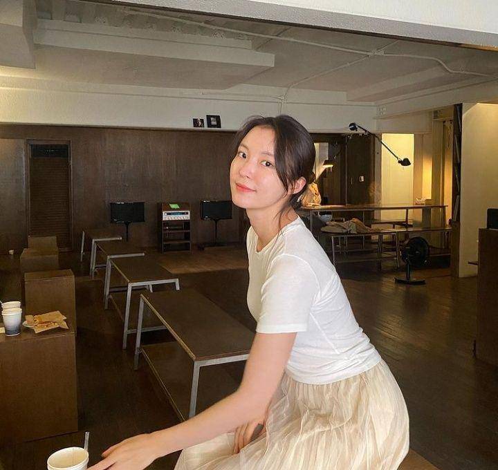 Han Da Sol (instagram.com/dsolisolisoli)