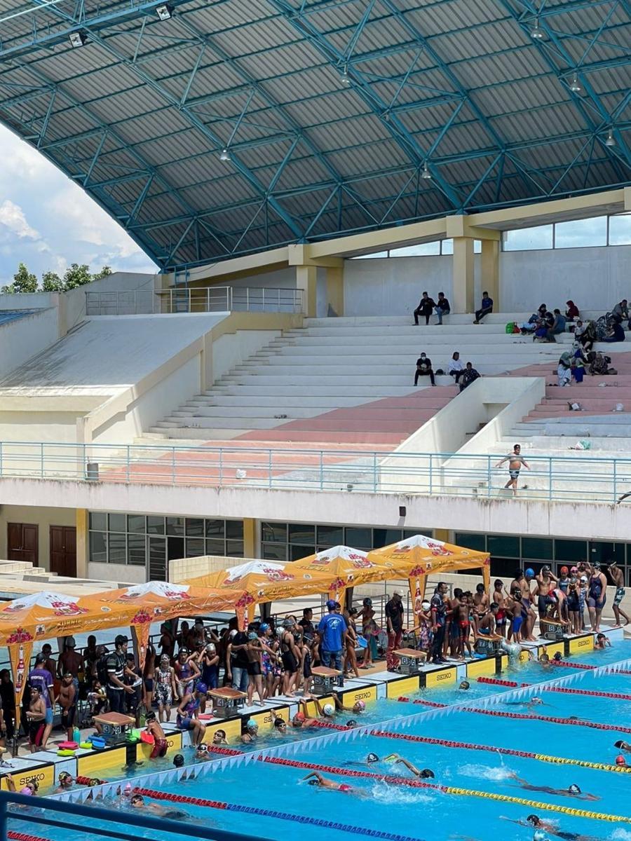 Dua Atlet renang asal klub Rafflesia Bandar Lampung Farouq Ibnu Sina dan Muhammad Hafizh Kausar mengukir prestasi di kejuaraan renang tingkat nasional. (IDN Times/Istimewa).