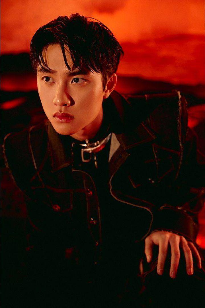 D.O EXO (instagram.com/weareone.exo)