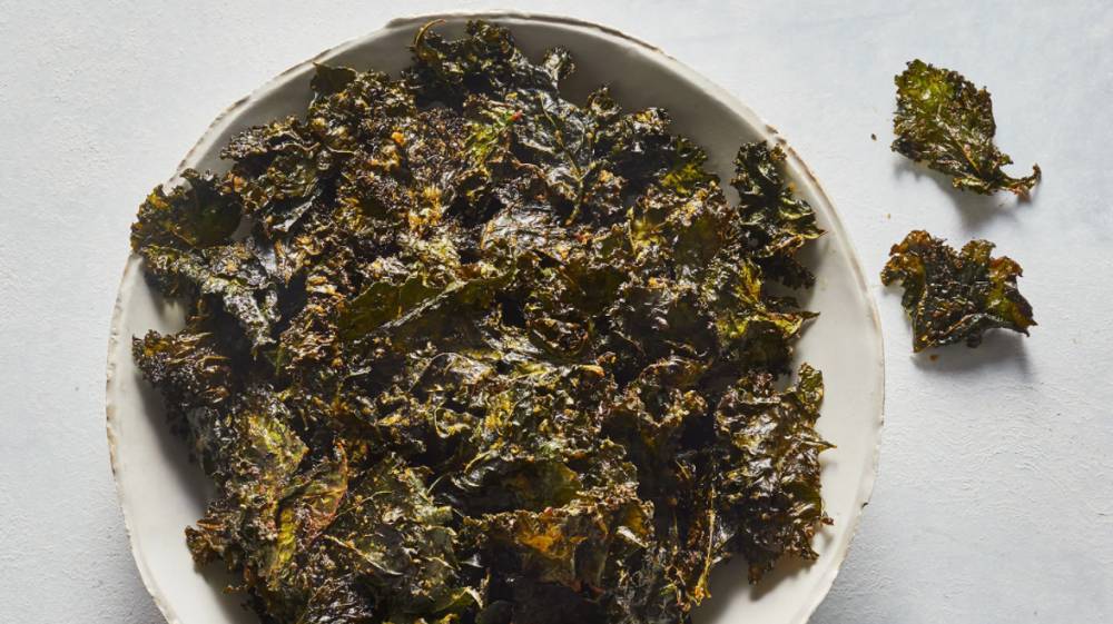kale chip (realsimple.com)