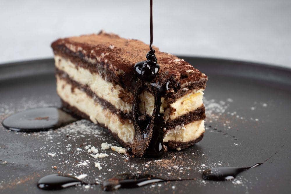 5 Kreasi Kudapan Rasa Kinder Bueno, Obat Pencinta Manis!