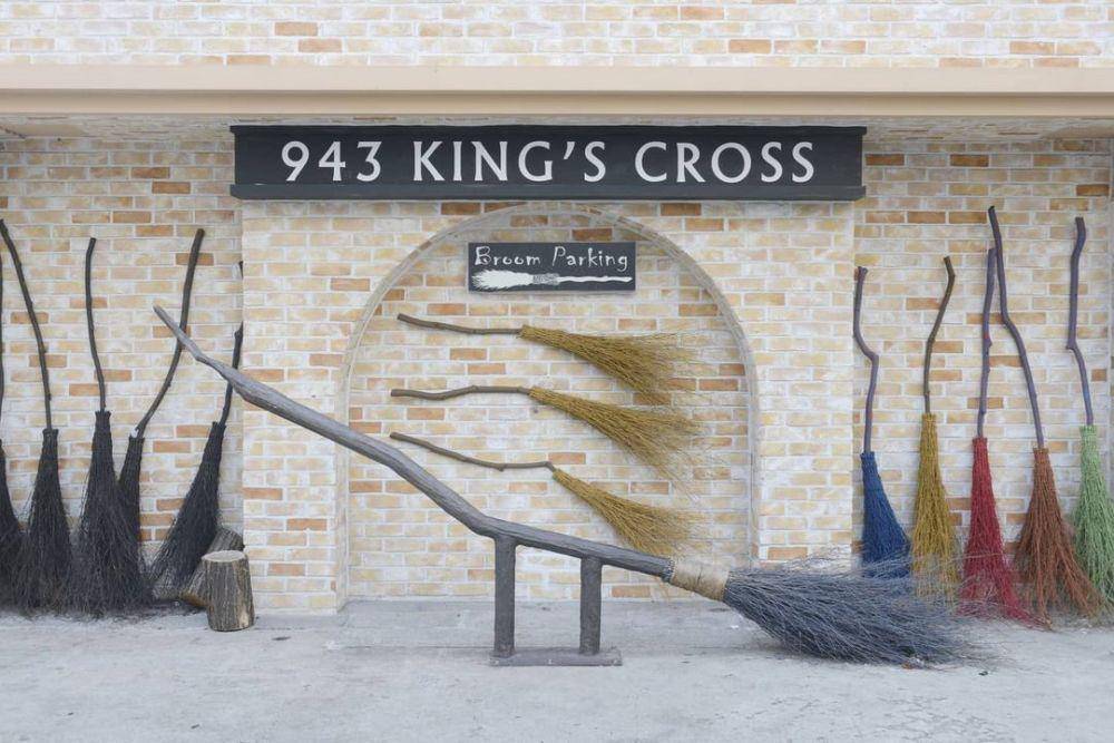 943 Kings Cross Harry Potter Cafe (instagram.com/943kingscross)