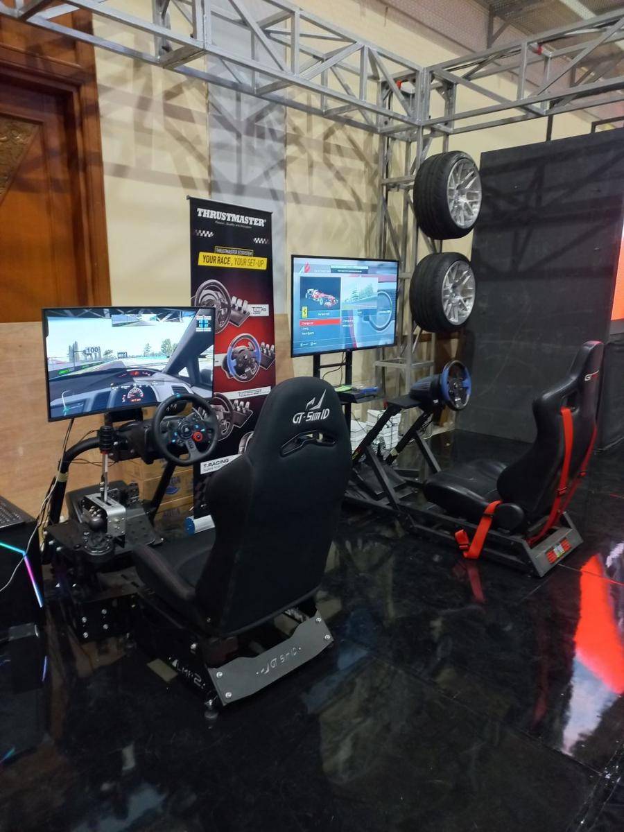 Drive simulator (IDN Times/Zefanya Alviano)