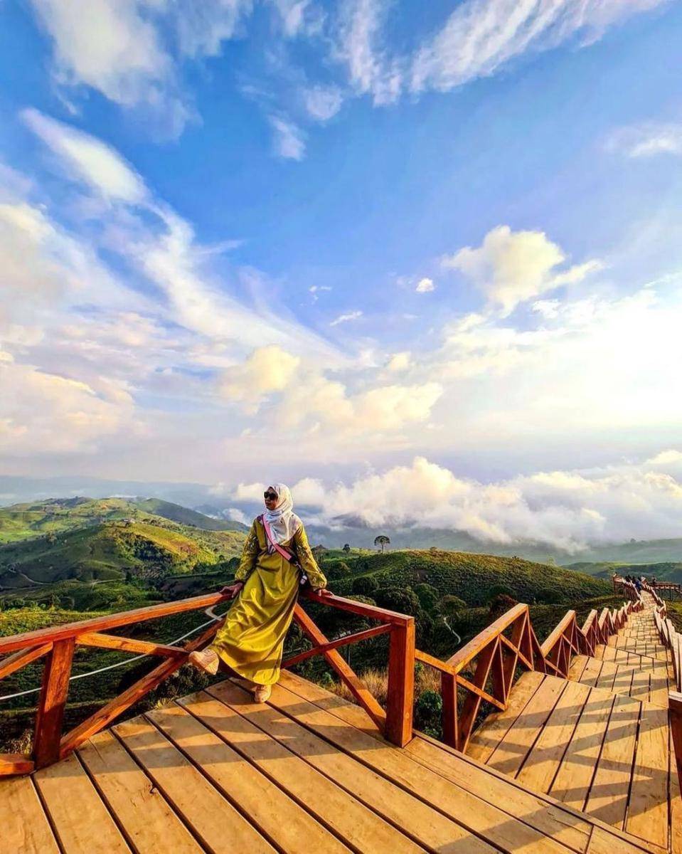 Taman Langit Pangalengan, Bandung (instagram.com/diniapri73)