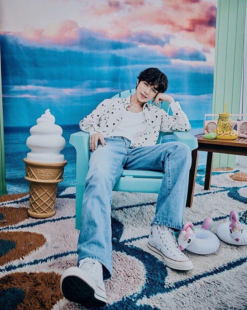 Outfit Beomgyu TXT (instagram.com/txtoutfitstyle)