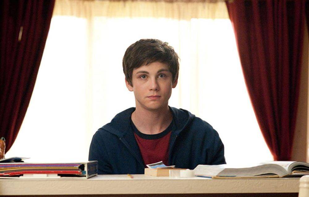 Logan Lerman dalam The Perks of Being Wallflower (dok. Summit)
