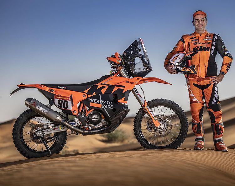 Danilo Petrucci saat menjajal KTM untuk Reli Dakar. (instagram.com/petrux9)