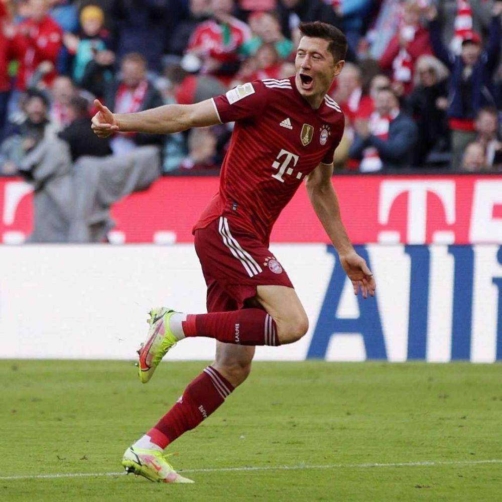 selebrasi Robert Lewandowski (instagram.com/_rl9)