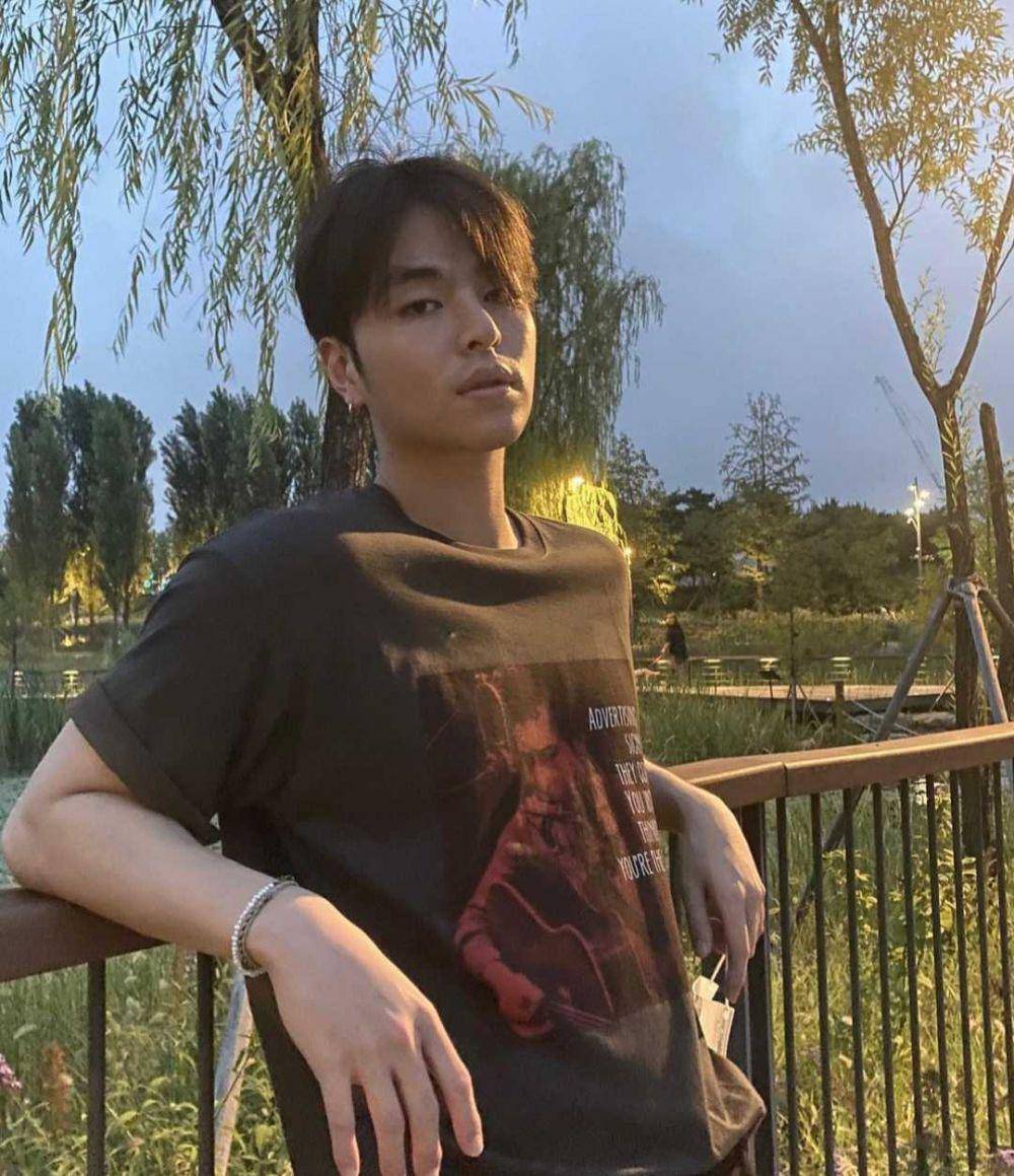 June iKON (instagram.com/juneeeeeya)