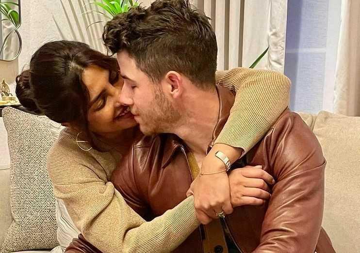 Priyanka Chopra dan Nick Jonas (instagram.com/priyankachopra)