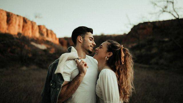 5 tanda dia bakal jadi pacar yang baik. (unsplash.com/Charly Pn)