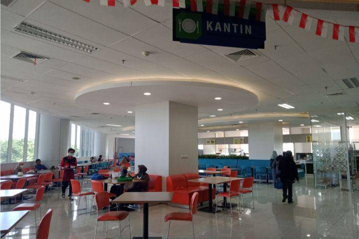 kantin Perpustakaan Nasional RI (dok. Pribadi/Raina Zaakiyah)