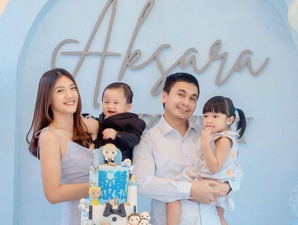 Menikah Tahun 2018, 9 Pasangan Artis Ini Bahagia dengan Dua Anak