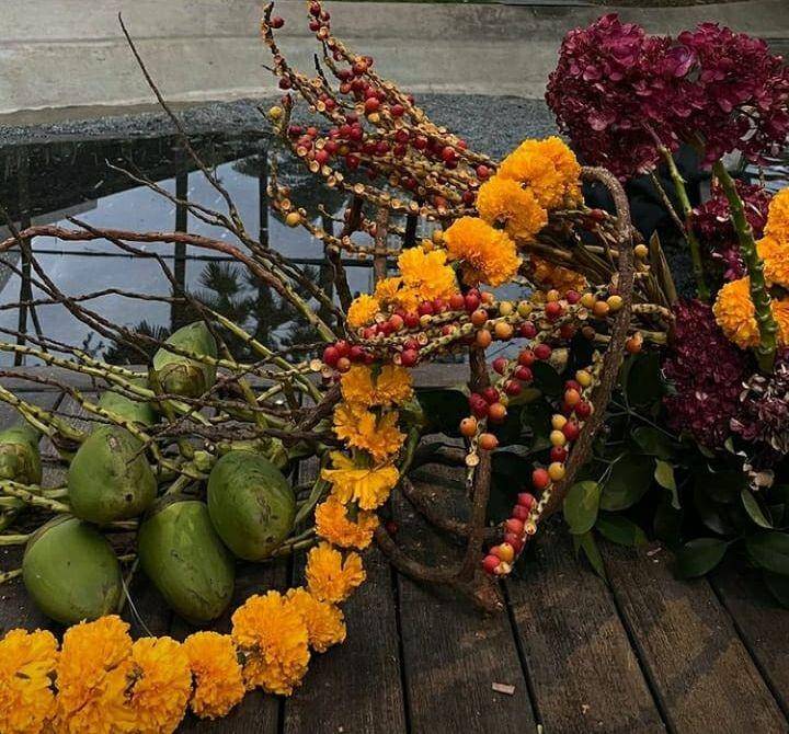 Dekorasi pertunangan Vidi Aldiano dan Sheila Dara Aisha. (Instagram.com/florebastille)