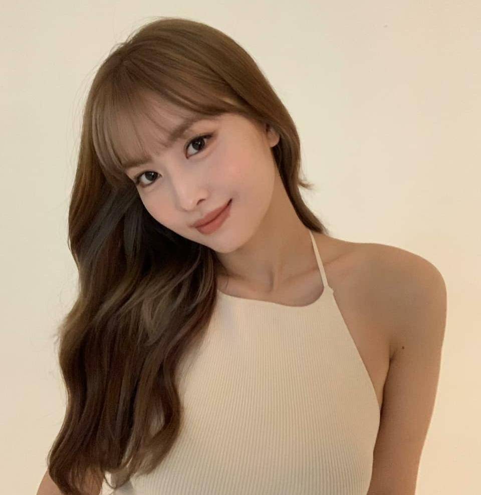 Momo TWICE (instagram.com/twicetagram)