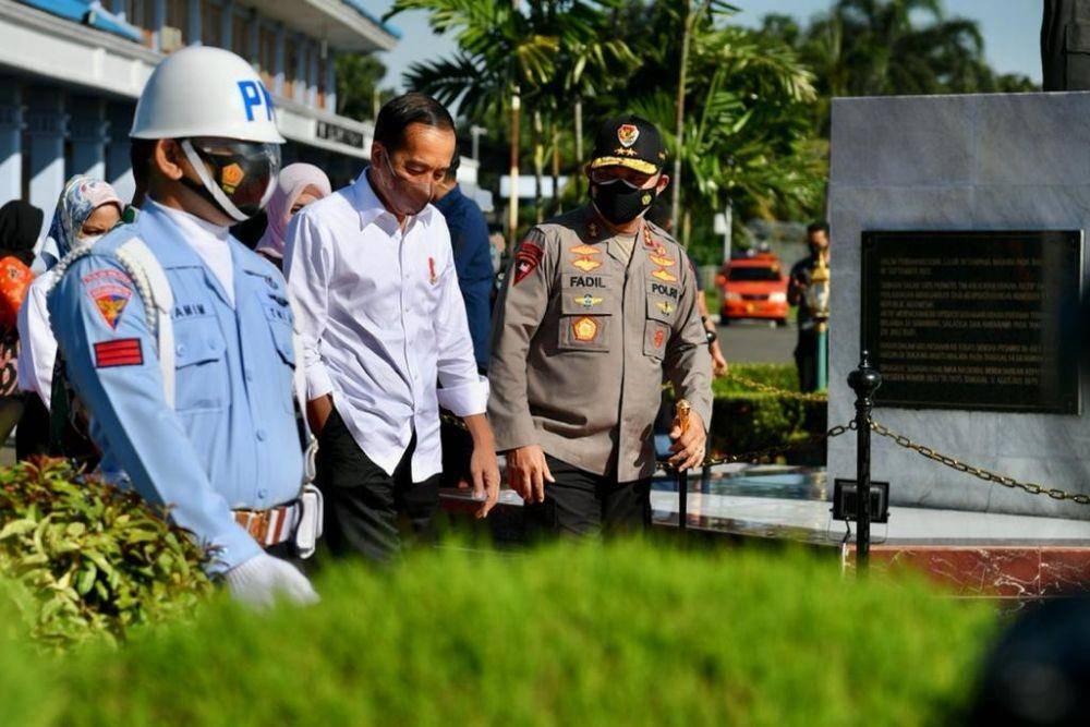 Presiden Jokowi dan Iriana melakukan kunjungan kerja ke Bali pada Kamis (2/12/2021). (dok. Biro Pers Kepresidenan)