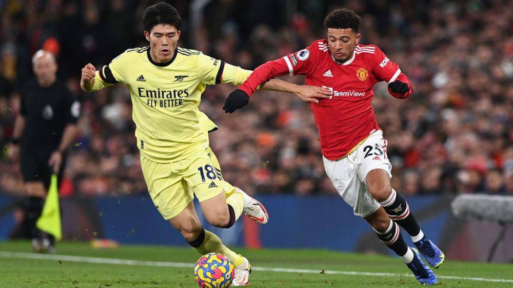 duel Jadon Sancho dan Tomiyasu (premierleague.com)