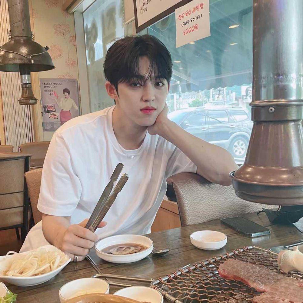 S.Coups SEVENTEEN (instagram.com/sound_of_coups)