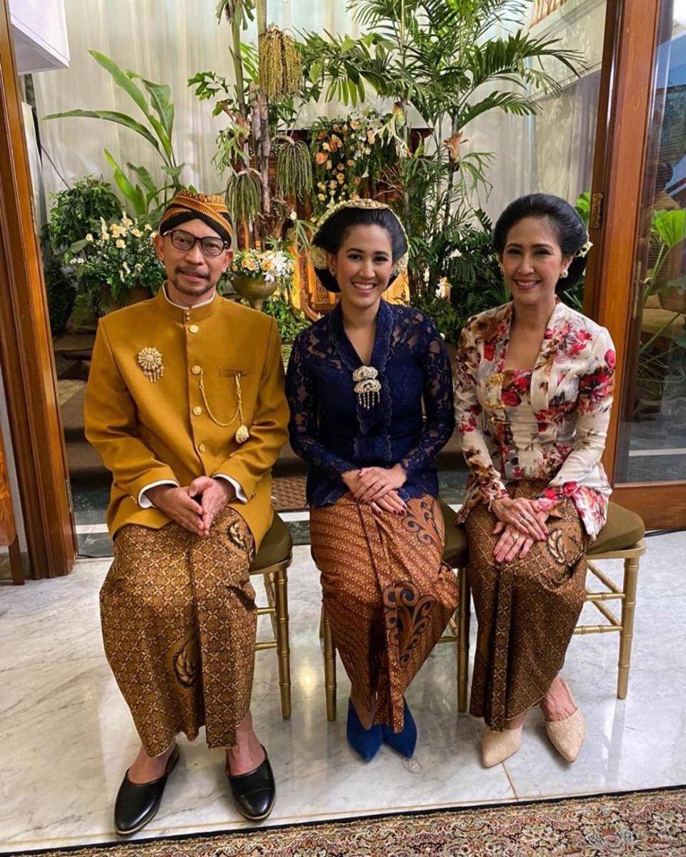 Kebaya Dana Iswara Basri (instagram.com/danaiswara12)