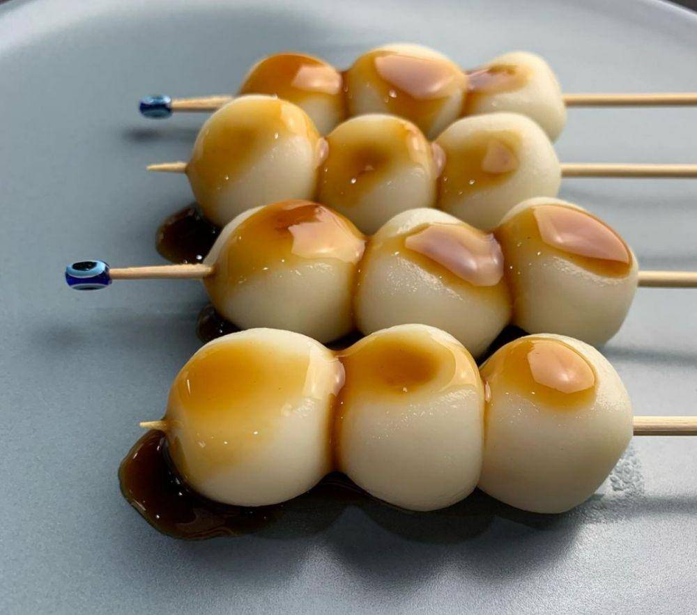 Dango (instagram.com/nadinebaris)