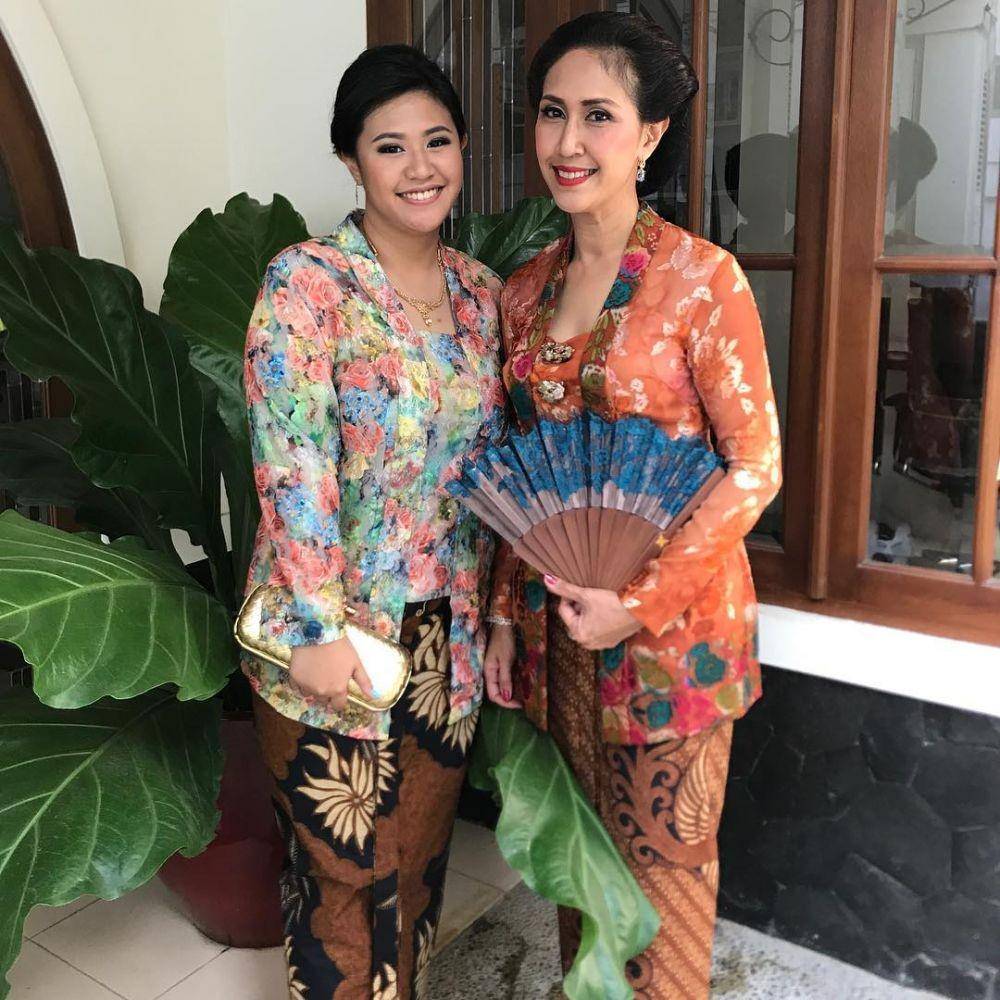 Kebaya Dana Iswara Basri (instagram.com/danaiswara12)