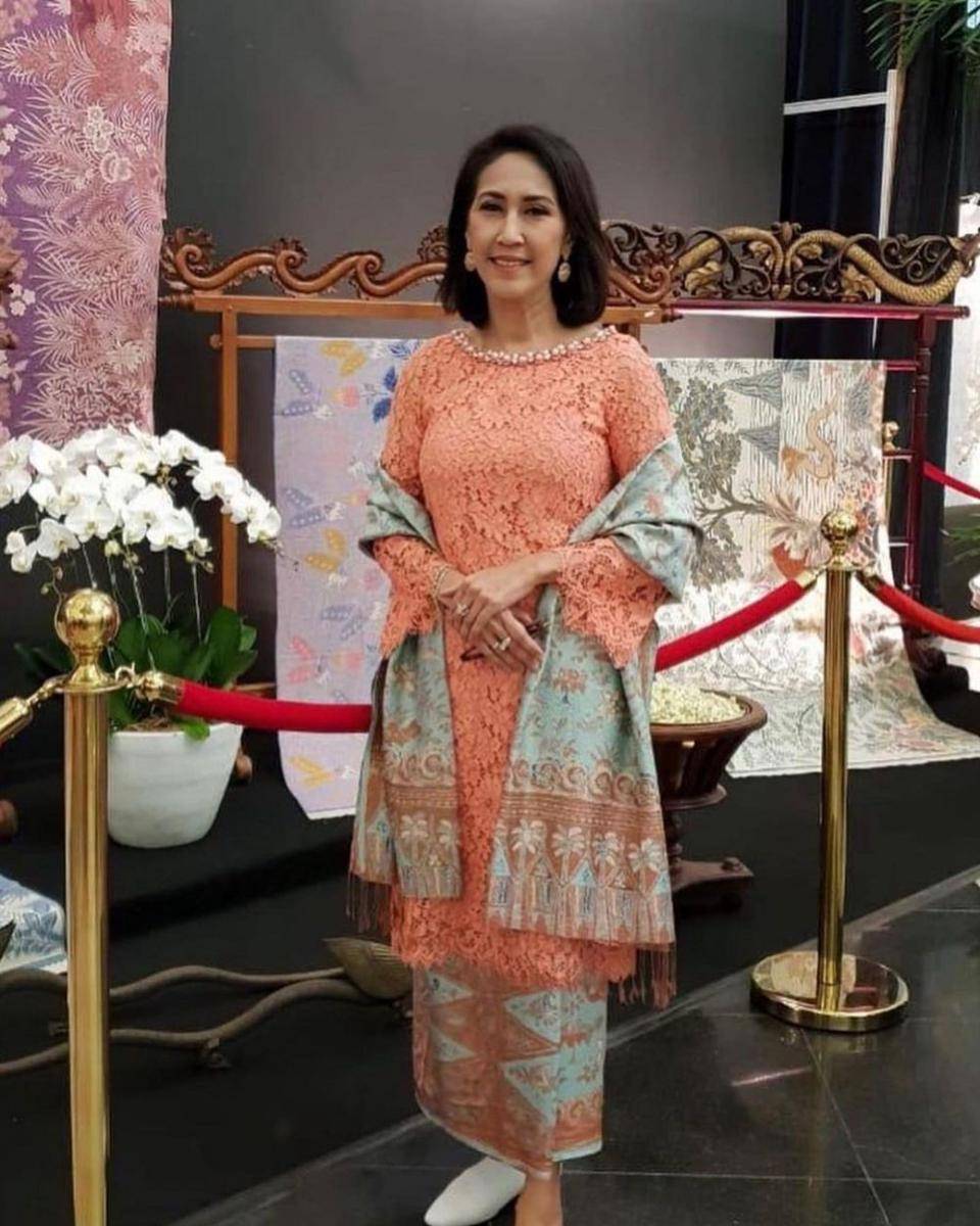 Kebaya Dana Iswara Basri (instagram.com/danaiswara12)