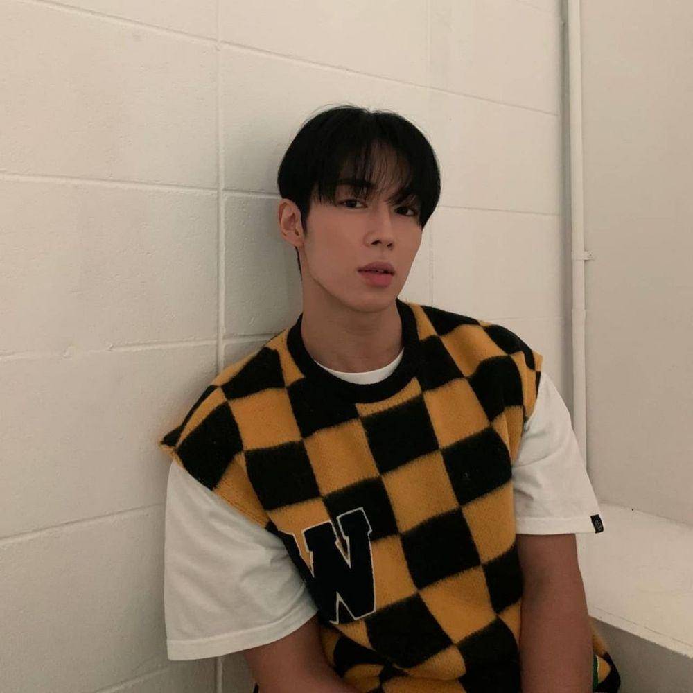 Dawon SF9 (instagram.com/dwww_w_)