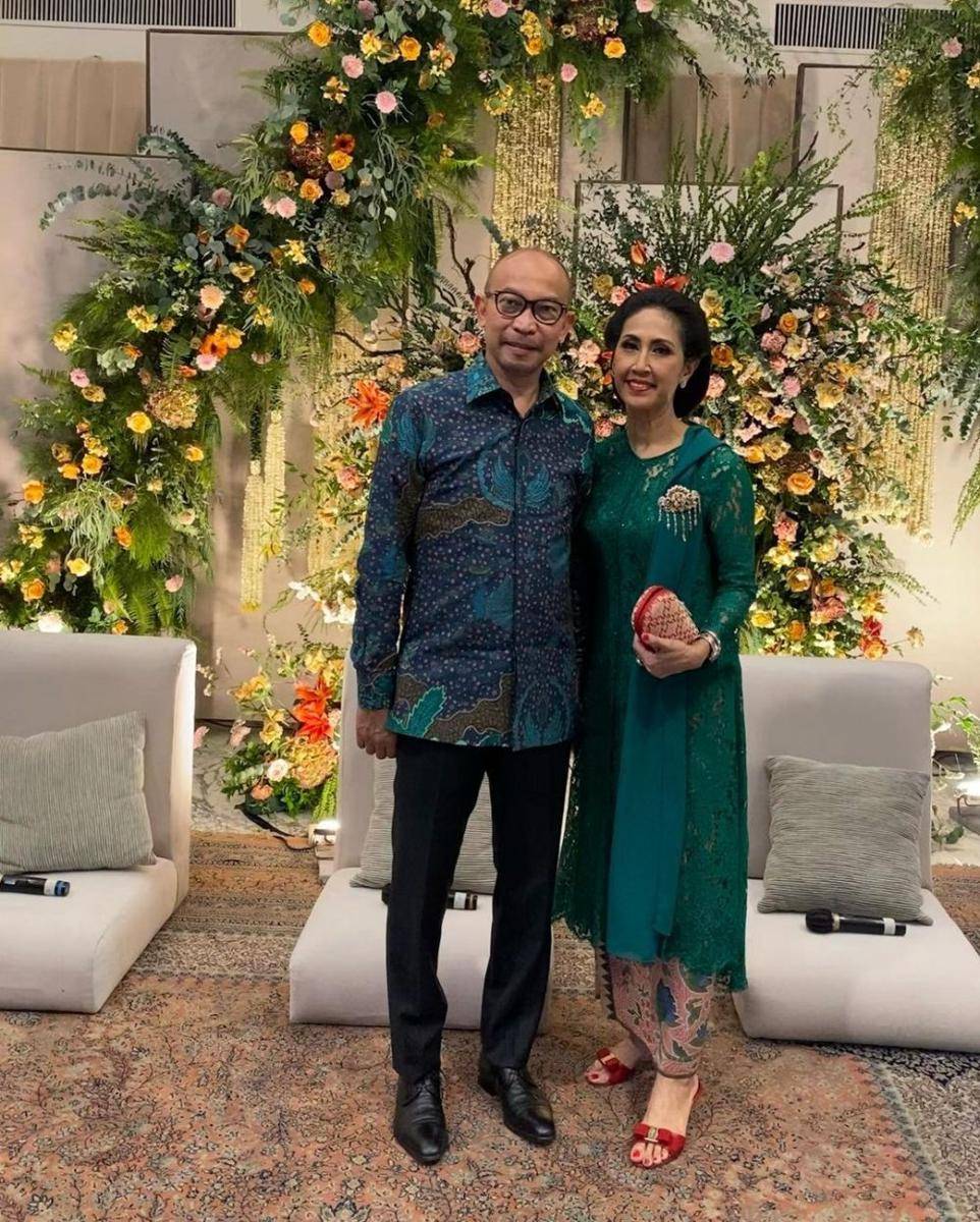 Kebaya Dana Iswara Basri (instagram.com/danaiswara12)