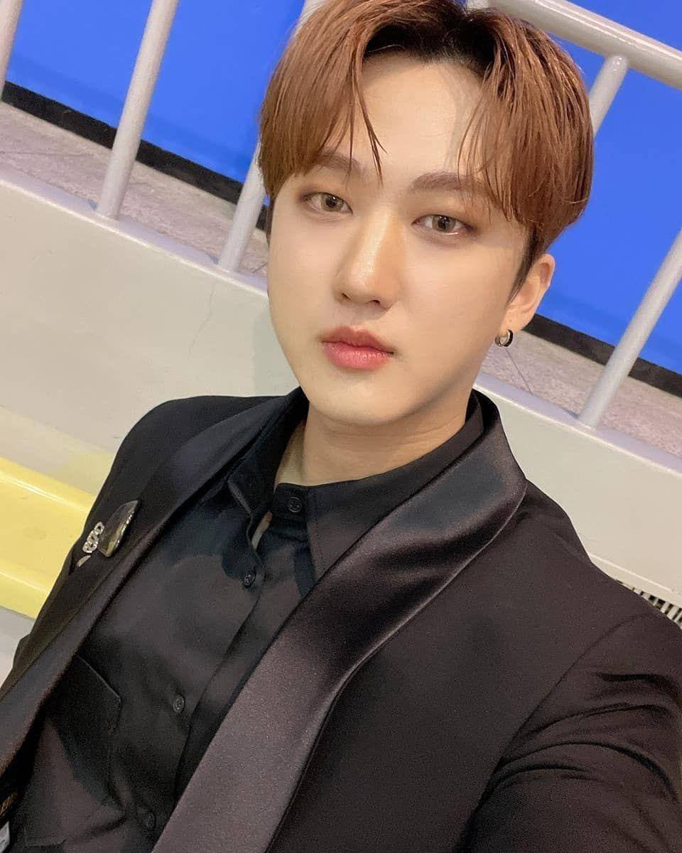 Changbin Stray Kids (instagram.com/realstraykids)