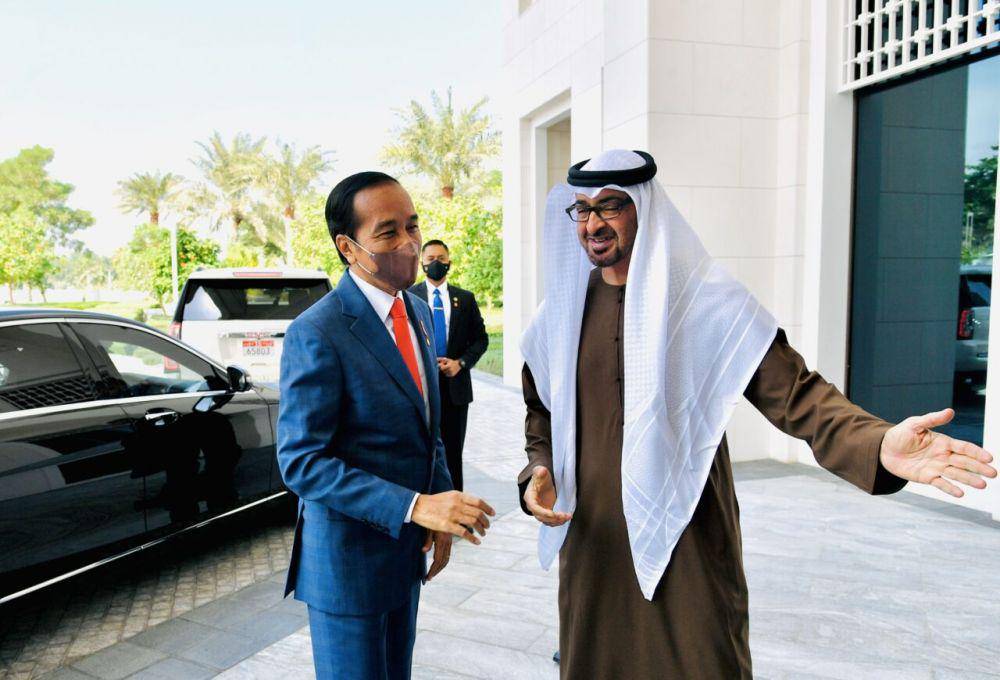Presiden Joko Widodo tiba di Istana Al-Shatie, Abu Dhabi, Persatuan Emirat Arab (PEA) pada Rabu siang, 3 November 2021 (dok. BPMI Setpres/Laily RE)