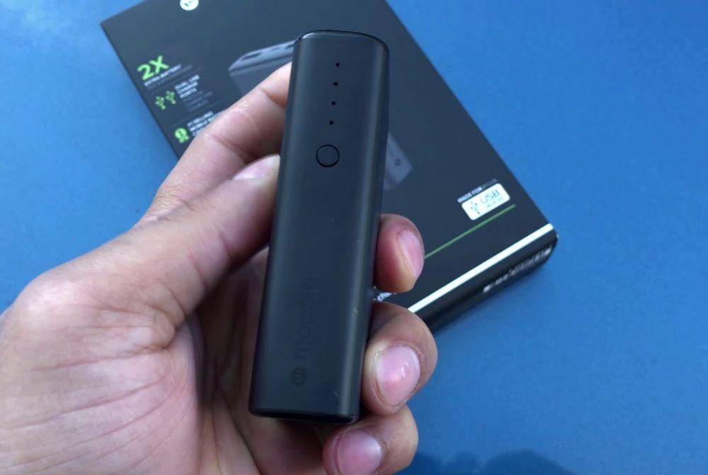 potret Mophie Power Boost Mini (youtube.com/HiTechKing)